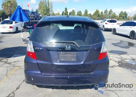 2010 Honda Fit Sport z USA, uszkodzony, nr VIN JHMGE8H47AC031993